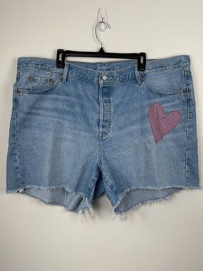 NWT Levi’s 501 Anniversary Edition Denim Cutoff Shorts with Red Heart Patch 22W